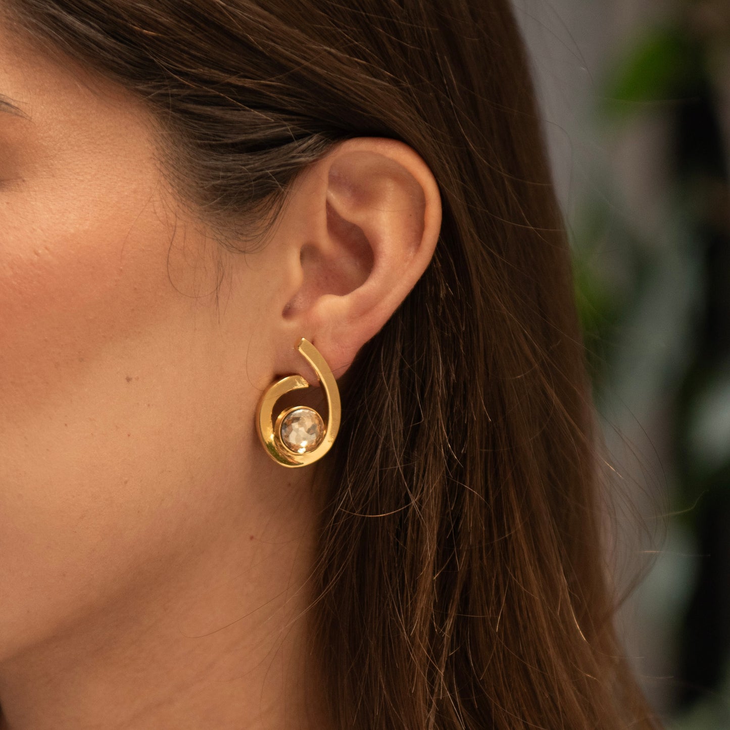 Aretes Llama Dorado