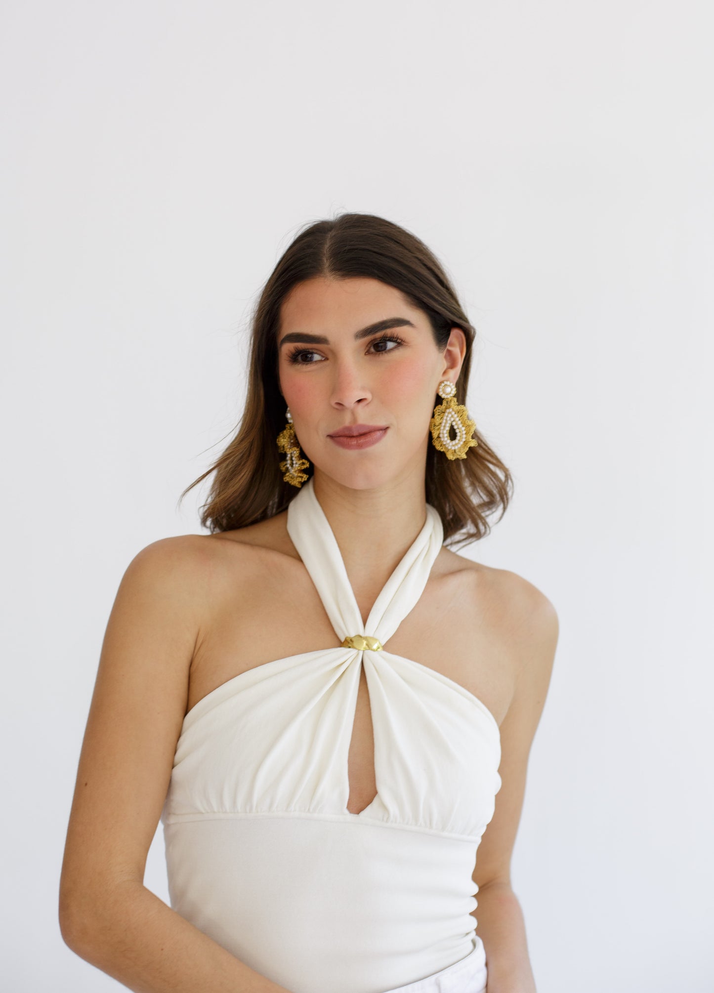 Aretes Audrey Dorado y Perlas