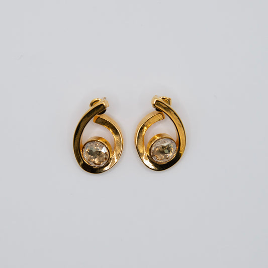 Aretes Llama Dorado