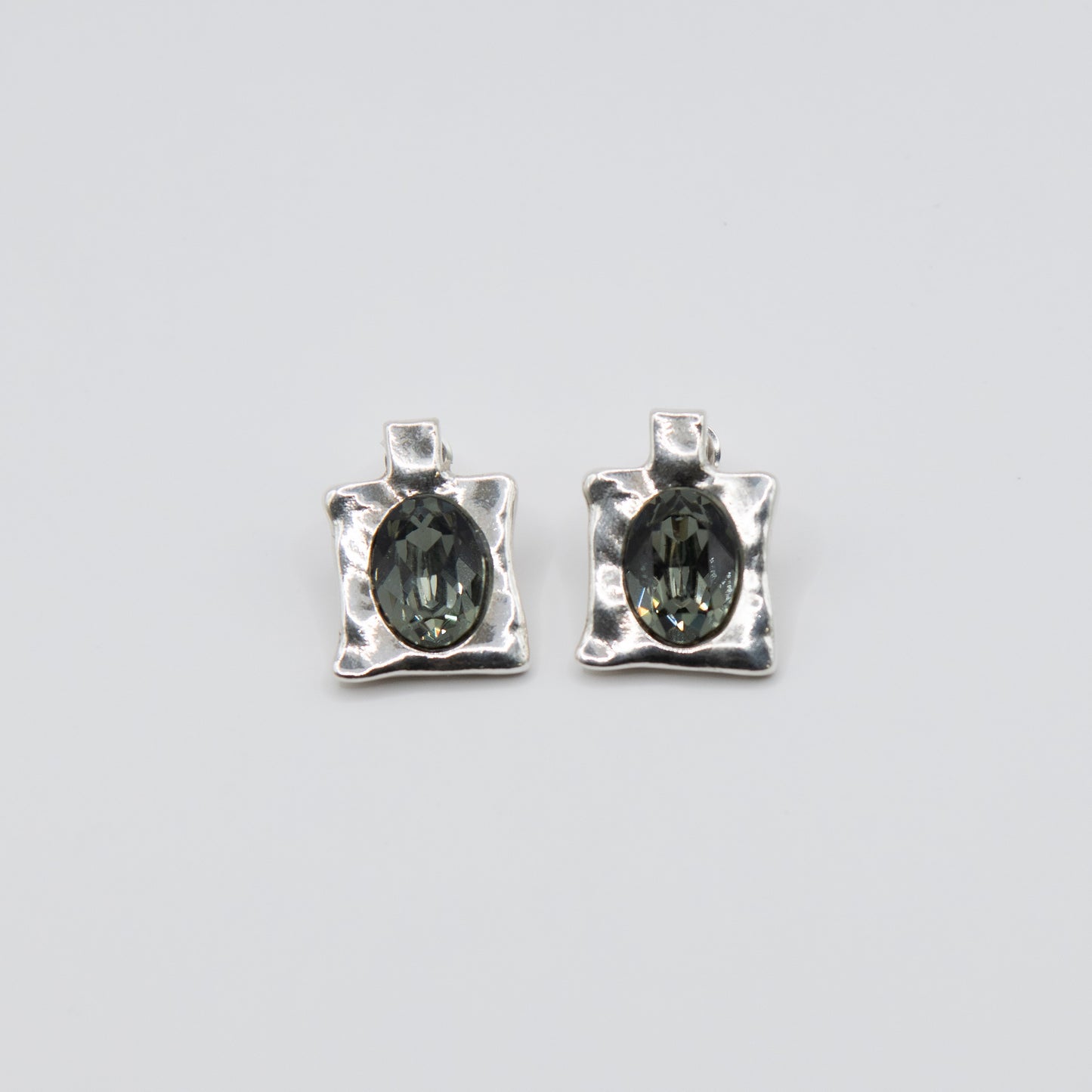 Aretes Silky Plateado Negro