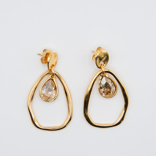 Aretes Violeta Dorado