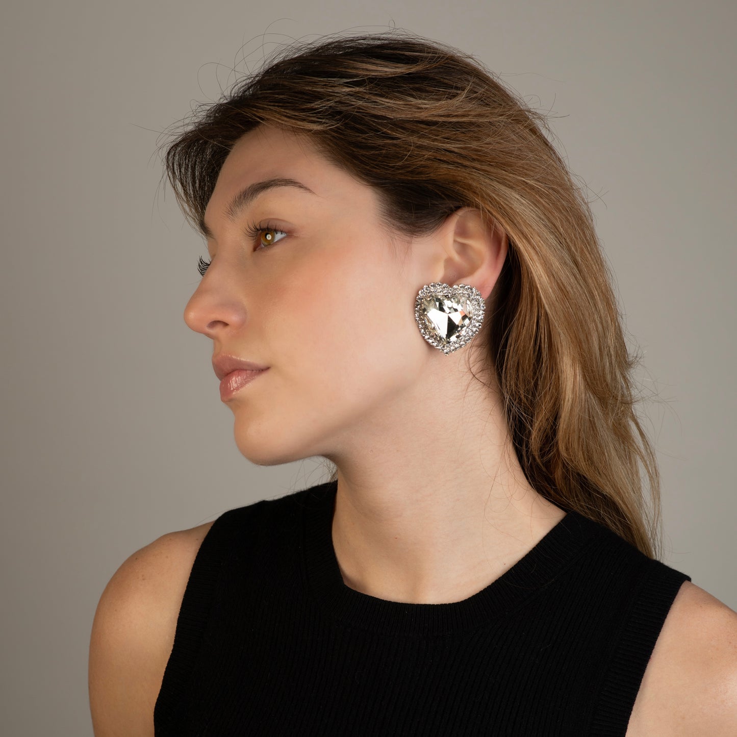 Aretes Love