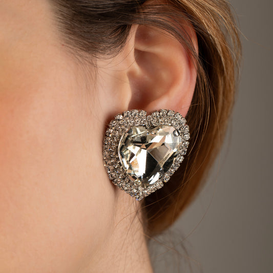 Aretes Love
