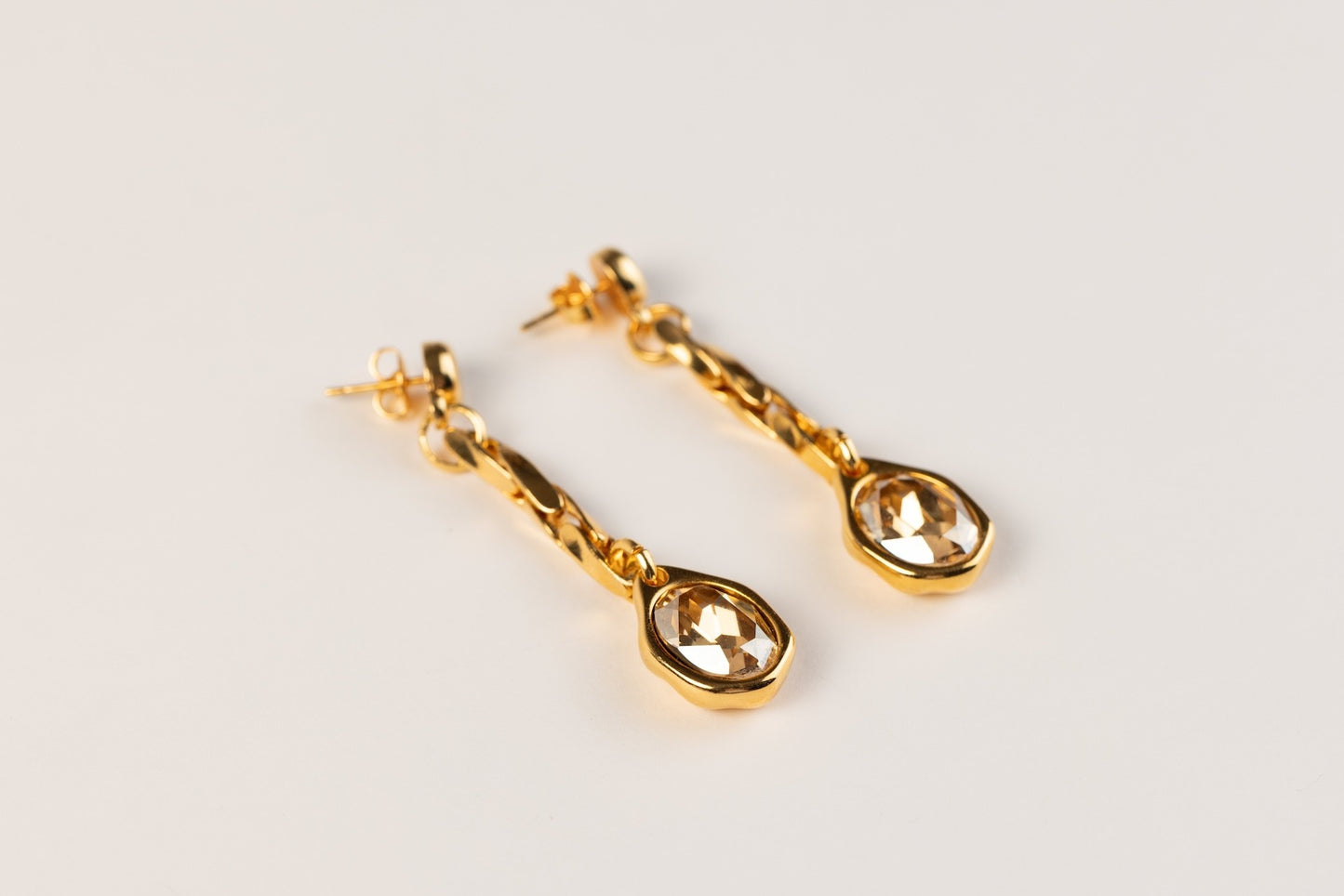 Aretes Agatha Dorados